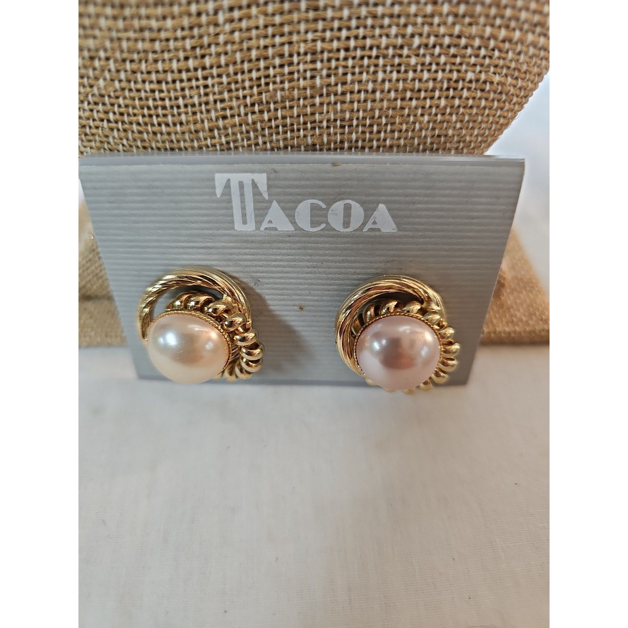 Vintage Tacoa Clip On Earrings